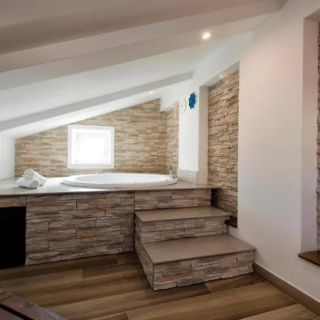 Apartment Maison Eugenie
